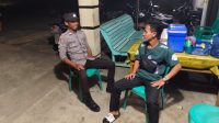 Patroli Malam, Polisi Sambangi Toko dan Warga untuk Jaga Kamtibmas