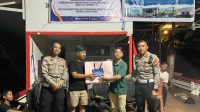 Satlantas Polres Melawi Berikan Sarkon Kepada Persekutuan Mahasiswa Kristen STKIP Melawi