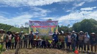 BINTARA PENGGERAK POLSEK MERANTI IKUTI KEGIATAN PENANAMAN JAGUNG 1 DESA 1 HEKTAR DI DESA SELANGE WILAYAH KECAMATAN MERANTI
