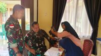 ‎Danramil 1204-04/Kembayan Lettu Inf Hendrikus Laksanakan Cek Kesehatan Gratis Bersama Anggota