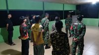 Anggota Koramil 1204-11/Tayan Hulu Gelar Patroli Bersama Ormas di Kecamatan Tayan Hulu