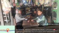 Personil Polsubsektor Jelimpo Gencarkan Sosialisasi Tangkal Paham Radikalisme Masuk Ke Desa Lewat Cara Berpatroli Rutin