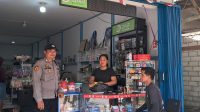 Saat Patroli Bripka Bayu Menyampaikan Untuk Tidak Mudah Percaya Dengan Berita Hoax Yang Menyesatkan