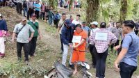 Sat Reskrim Polres Landak Laksanakan Rekonstruksi Kasus Penemuan Mayat di Dua TKP di Serimbu