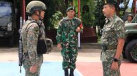 Satgas Pamtas RI–MLY Yonarhanud 1/PBC/1 Kostrad Terima Kunjungan Commander Officer 11 RAMD 