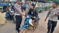 Kapolsek Tumbang Titi Pimpin Patroli Dialogis, Amankan 27 Kendaraan Berknalpot Brong