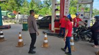 Pastikan Distribusi BBM Lancar, Polsek Mandor Laksanakan Patroli