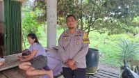Patroli Kamtibmas Polsek Kuala Behe Jaga Keamanan Dan Kondusifitas di Lingkungan Masyarakat