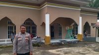 Lakukan Pengamanan Sholat Jumat Jamin Kamtibmas Kondusif di Masjid Nurul Iman Kuala Behe