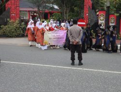 Sambut Ramadhan 1447 H, Pengamanan Humanis Warnai Pawai Ta’aruf di Kota Sanggau