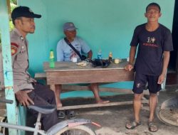 Meski Hari Libur, Polisi Tetap Hadir di Tengah Warga: Ngopi Bareng Sambil Sampaikan Himbauan