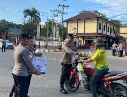 Polres Sanggau Bagikan 100 Takjil Gratis, Wujud Kepedulian di Ramadhan 1447 H