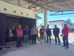 Patroli Siang Polsek Mandor, Polisi Ajak Warga Tak Mudah Percaya Modus Penipuan