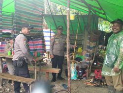 Aktivitas PETI Marak, Polsek Meliau Beri Peringatan Tegas di Lapangan