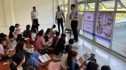 Tingkatkan SDM di Tapal Batas,  Imigrasi Entikong Rutin Gelar Program Edukasi Imigrasi Mengajar