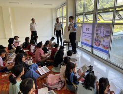 Tingkatkan SDM di Tapal Batas,  Imigrasi Entikong Rutin Gelar Program Edukasi Imigrasi Mengajar