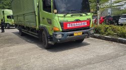 Bea Cukai Entikong Fasilitasi Ekspor Perdana 40 Ton Bahan Peledak PT Dahana Indonesia ke Malaysia
