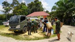 Kodim 1204/Sanggau Salurkan 5.000 Liter Air Bersih untuk Warga Desa Entakai Melalui Program TNI Manunggal Air Bersih