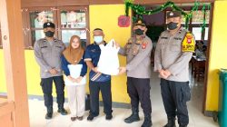 750 Masker Dibagikan Polsek Kembayan kepada Pelajar di Tengah Bencana Asap Karhutla