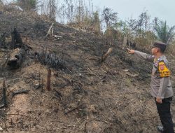 Sisir Titik Rawan Karhutla, Polsek Entikong Pastikan Kamtibmas Kondusif dan Ajak Warga Waspadai Kabut Asap