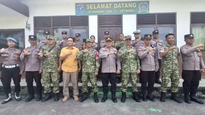 Jaga Perbatasan Tetap Aman, TNI-Polri Entikong Perkuat Sinergitas di HUT ke-81 TNI