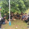 Polsek Sekayam Hadir di Tengah Warga Terdampak PHK, Buka Ruang Aspirasi dan Dialog